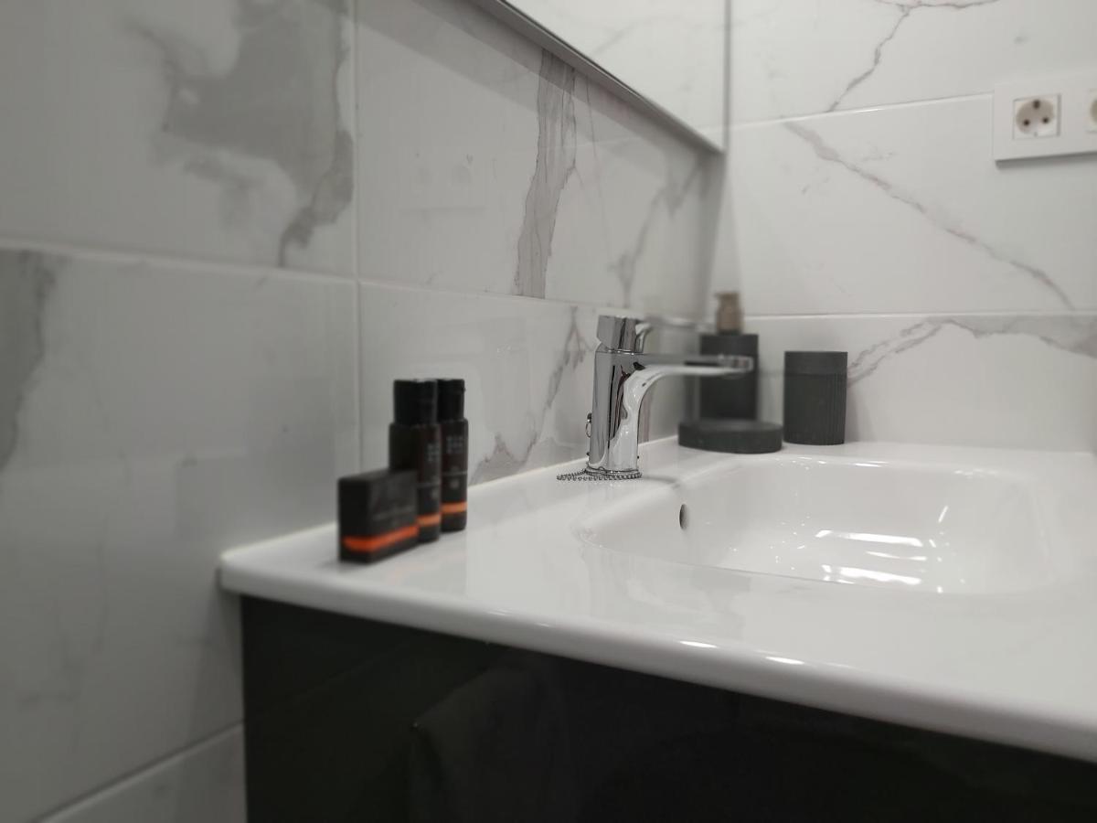 Del Parque Flats Flores Premium Málaga Eksteriør bilde